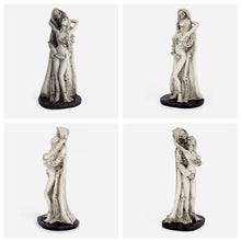 Cargar imagen en el visor de la galería, UJOY Resin Sculpture Ghost and Beauty Embrace Gothic Home Decor, Unique Halloween Art Piece, Emotional Figurine for Shelf, Tabletop, or Collection